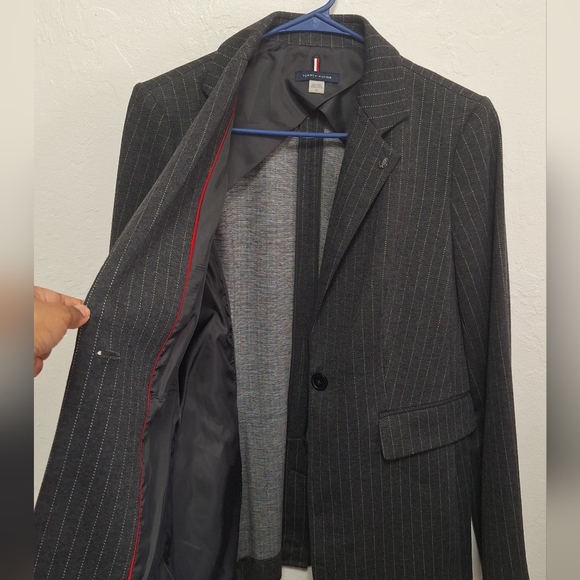 Tommy Hilfiger Gray Pinstripe One Button Women's Blazer Size 10 - Picture 7 of 11
